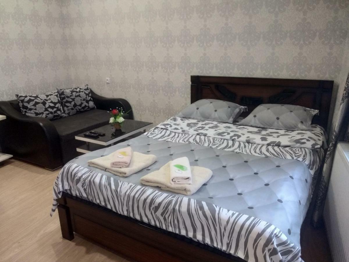 Emi&Mari Apartment Tbilisi ภายนอก รูปภาพ
