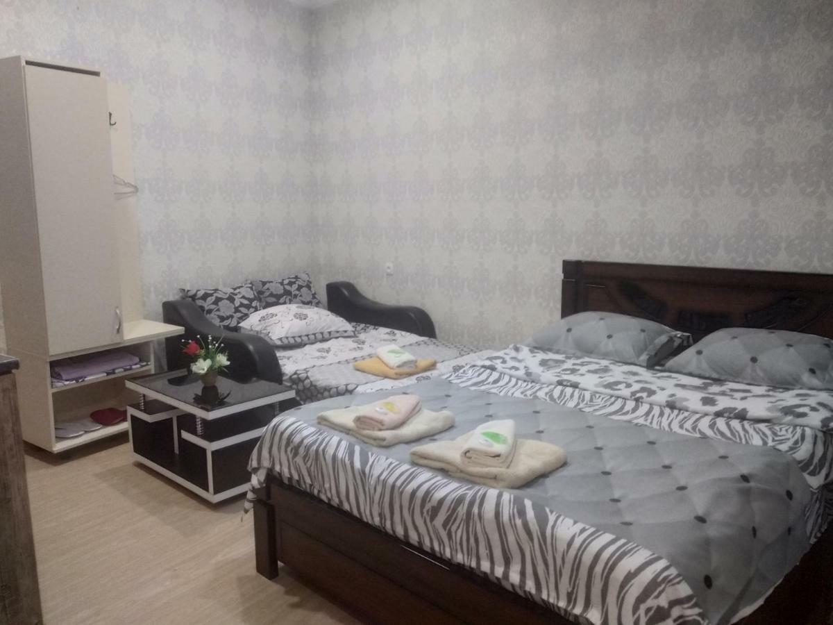 Emi&Mari Apartment Tbilisi ภายนอก รูปภาพ